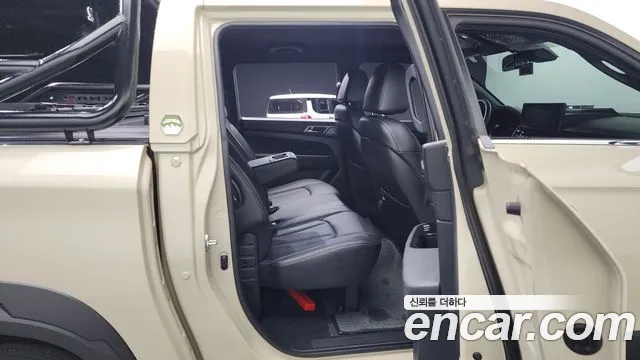 KG_Mobility_Ssangyong Rexton Новый Rexton Sport Khan Дизель 2.2 4WD — Фото автомобиля 11
