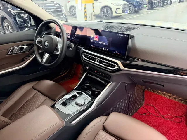 BMW 3 Series — Фото автомобиля 10