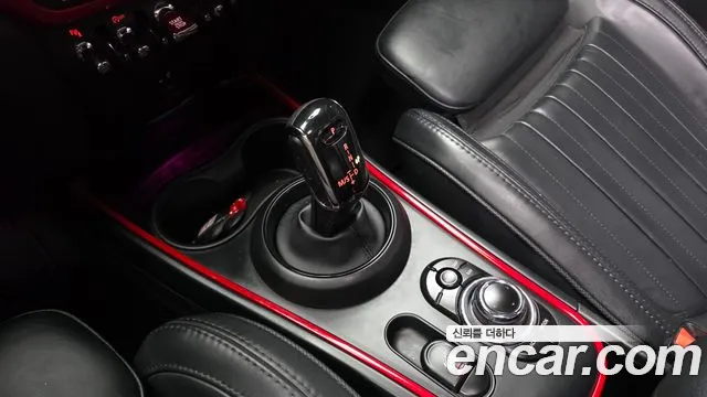 MINI Countryman — Фото автомобиля 12