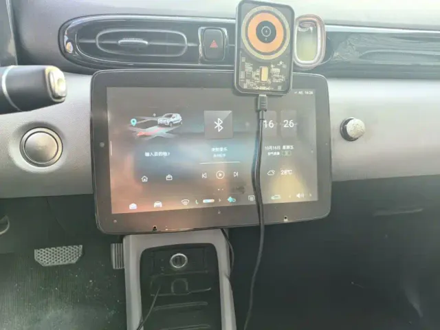 Leapmotor T03 — Фото автомобиля 12