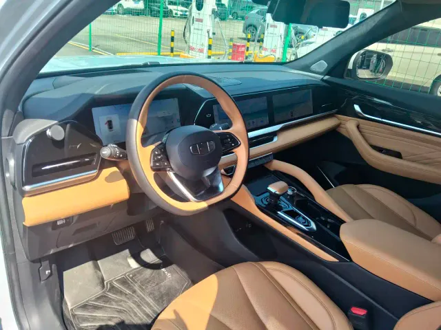 Geely Xingyue L — Фото автомобиля 12