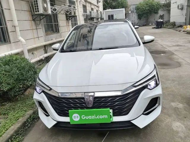 Roewe i6 MAX EV — Фото автомобиля 2