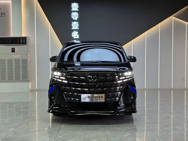 Toyota Alphard — Фото автомобиля 2