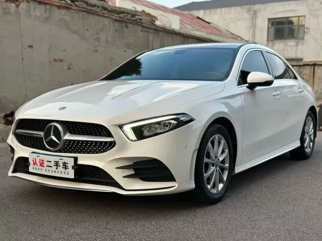 Mercedes-Benz A-Class — Фото автомобиля 3