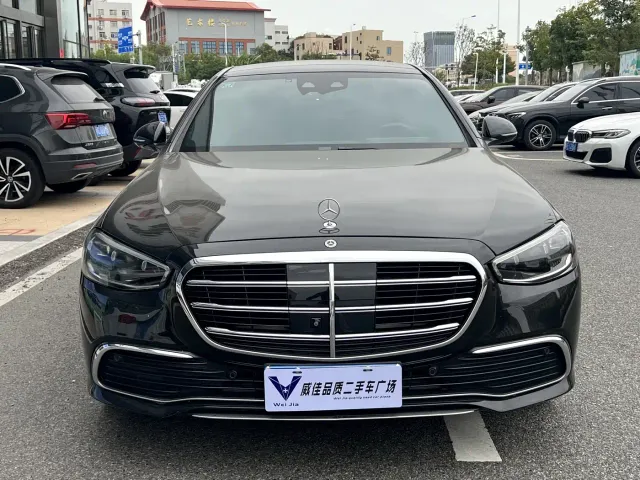 Mercedes-Benz S-Class — Фото автомобиля 2