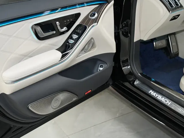 Mercedes-Benz Maybach S-Class — Фото автомобиля 17