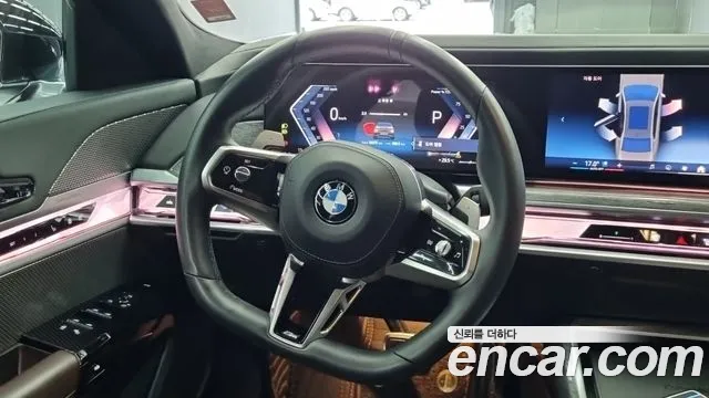 BMW 7 Series G70 — Фото автомобиля 9
