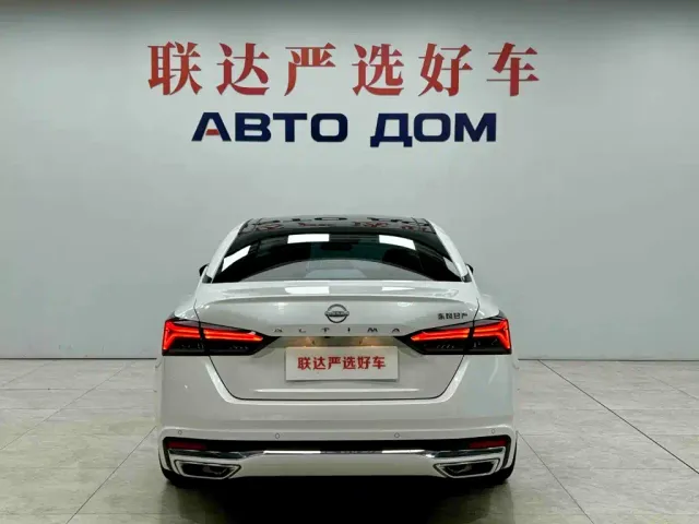 Nissan Teana — Фото автомобиля 5