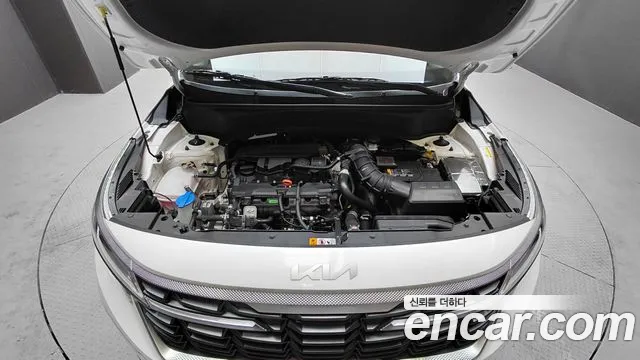 Kia Seltos Бензин 1.6 турбо 2WD — Фото автомобиля 6