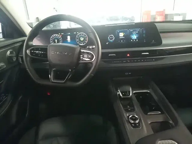 Chery Arrizo 8 — Фото автомобиля 10