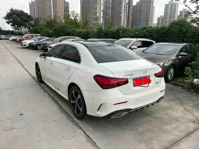 Mercedes-Benz A-Class — Фото автомобиля 4
