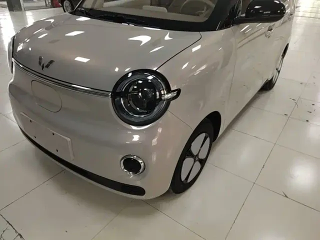 Wuling Hongguang Mini EV — Фото автомобиля 17