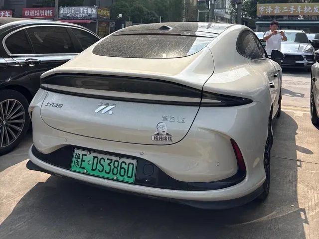 IM Motors L6 — Фото автомобиля 6