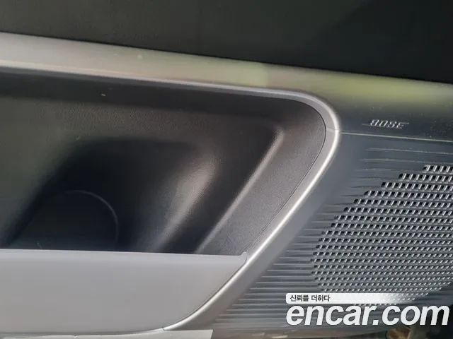 Hyundai Ioniq 9 — Фото автомобиля 9
