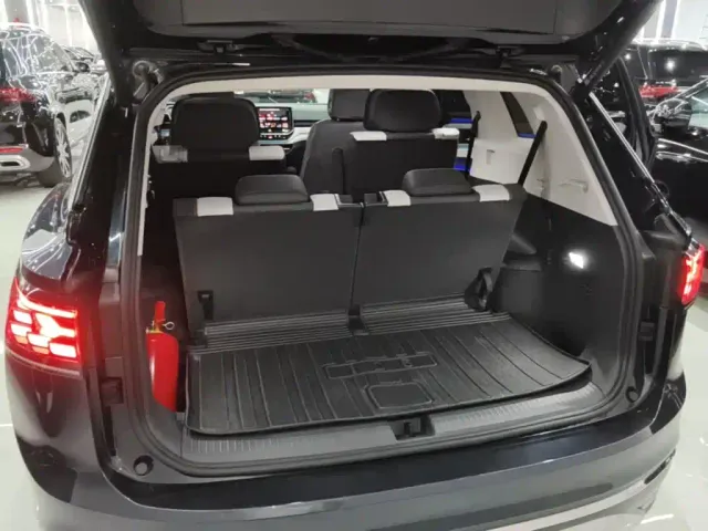 Volkswagen ID.6 CROZZ 2021 Facelift Long Range PRO — Фото автомобиля 18