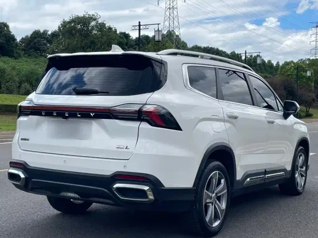 Geely Haoyue L — Фото автомобиля 6