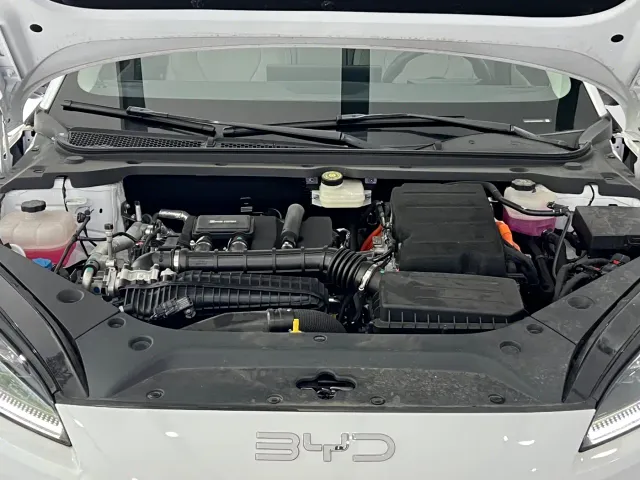 BYD Seal 06 DM-i Touring — Фото автомобиля 4