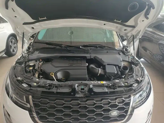 Land Rover Range Rover Evoque — Фото автомобиля 19
