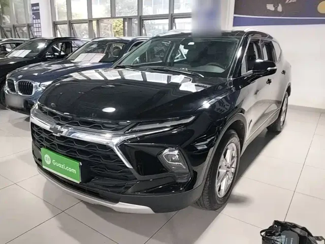 Фотография автомобиля — Chevrolet Trailblazer