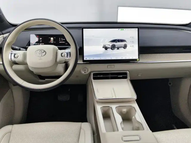 Toyota BoZhi 3X — Фото автомобиля 12