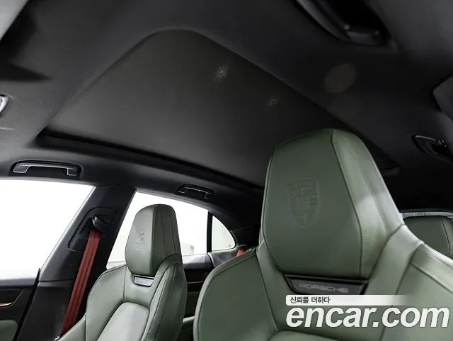Porsche Macan — Фото автомобиля 15