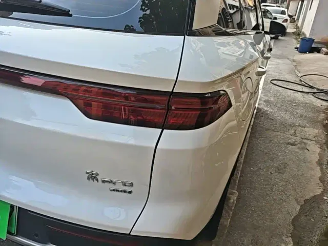 BYD Song Pro — Фото автомобиля 7