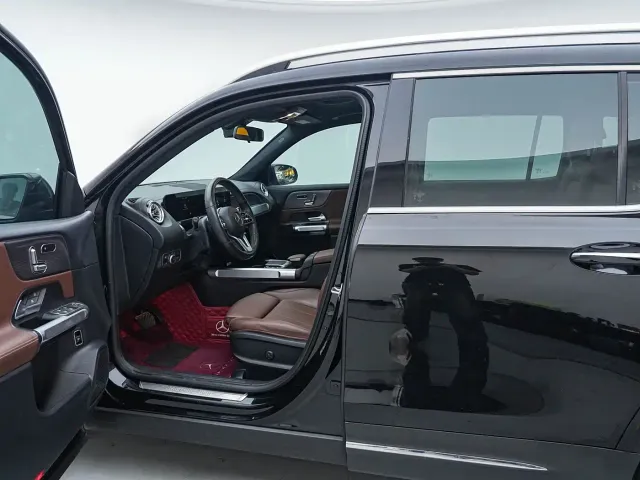 Mercedes-Benz GLB-Class — Фото автомобиля 14