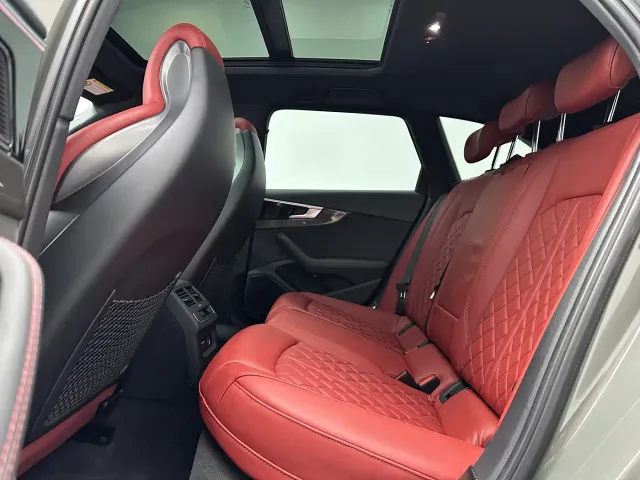 Audi S4 — Фото автомобиля 10