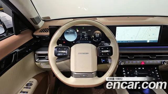 Hyundai Grandeur Grandeur (GN7) 2.5 Бензин 2WD — Фото автомобиля 15