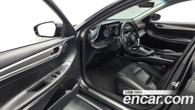 Hyundai Grandeur Grandeur (New) Hybrid — Фото автомобиля 15