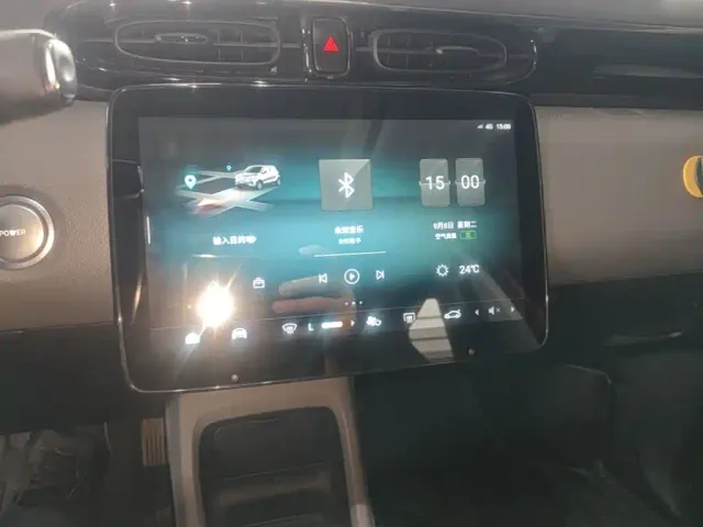 Leapmotor T03 — Фото автомобиля 12