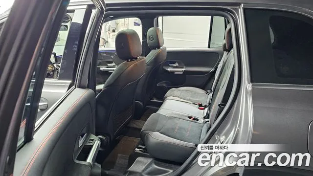 Mercedes-Benz GLB-Class — Фото автомобиля 11