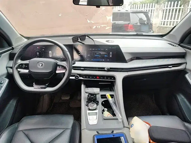 Changan CS75 Plus — Фото автомобиля 9