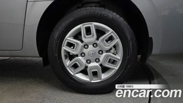 Hyundai Staria — Фото автомобиля 6