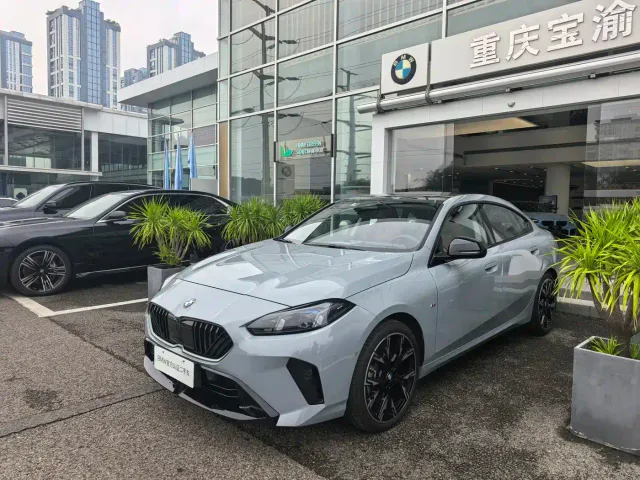 Фотография автомобиля — BMW 2 Series