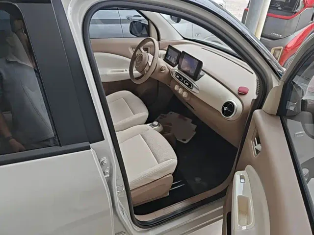 Wuling Hongguang Mini EV — Фото автомобиля 24