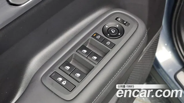 Hyundai Santa Fe — Фото автомобиля 30