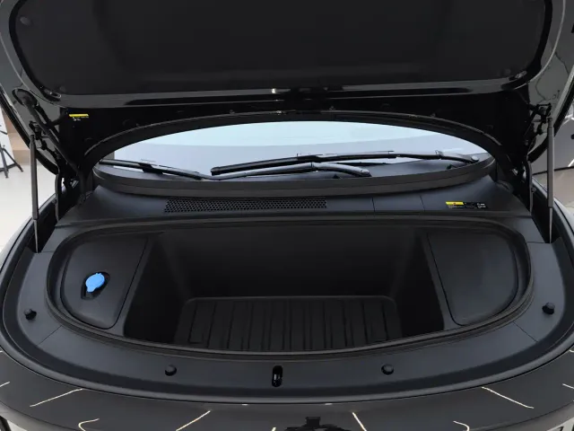 Li Auto i6 — Фото автомобиля 27