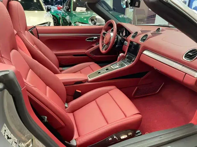 Porsche 718 — Фото автомобиля 6