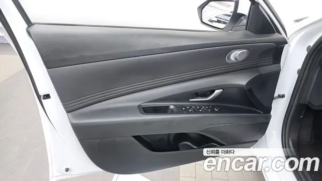 Hyundai Avante CN7 — Фото автомобиля 24