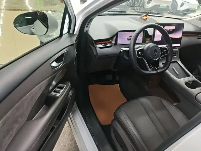 Shangjie SUV — Фото автомобиля 15