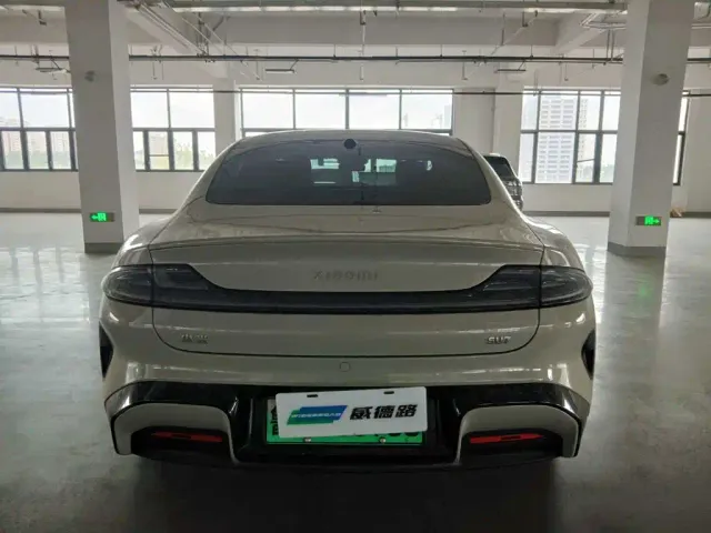 Xiaomi SU7 — Фото автомобиля 5