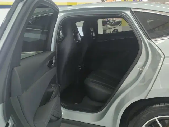 BYD Seal 06 — Фото автомобиля 11