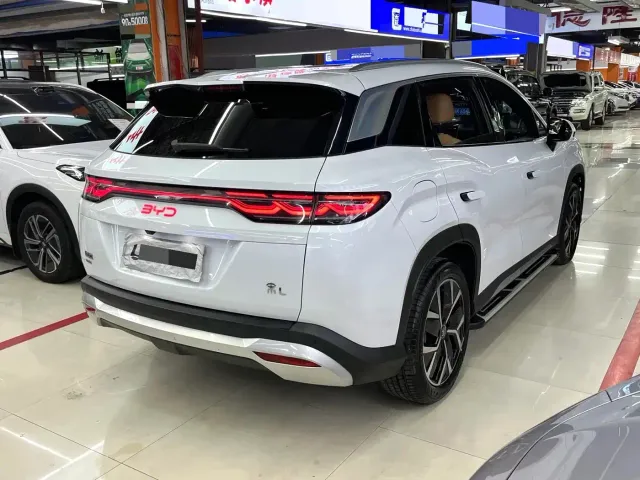 BYD Song L DM-i — Фото автомобиля 12
