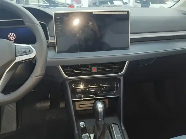 Volkswagen Tharu — Фото автомобиля 12
