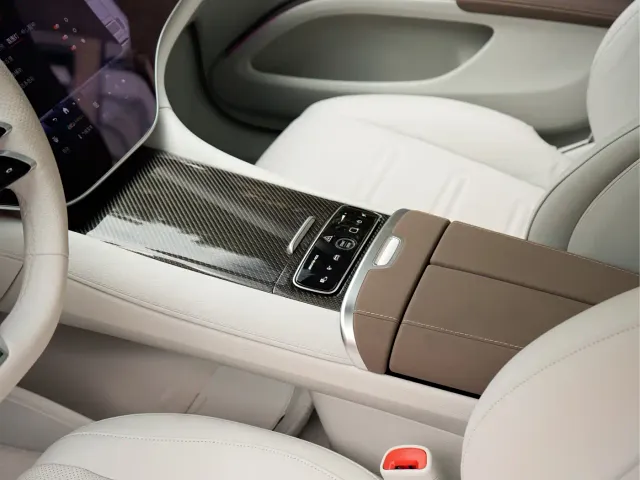 Mercedes-Benz EQS AMG — Фото автомобиля 14
