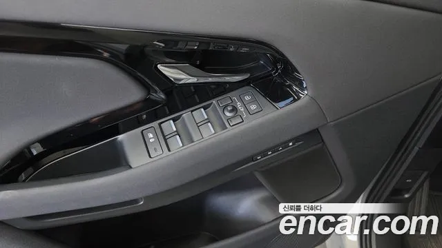 Land Rover Range Rover Evoque — Фото автомобиля 28