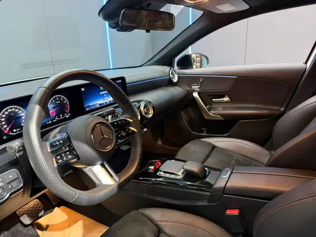 Mercedes-Benz A-Class — Фото автомобиля 11