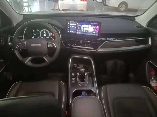 Haval H6 — Фото автомобиля 9
