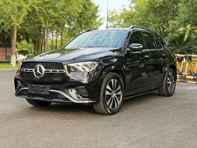 Фотография автомобиля — Mercedes-Benz GLE-Class